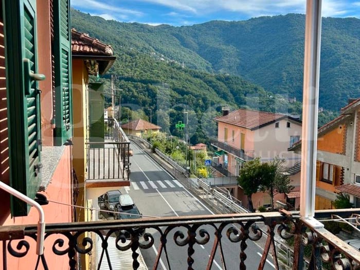 Appartamento quadrilocale in vendita in Via Aimone Martini, Centro, Bargagli