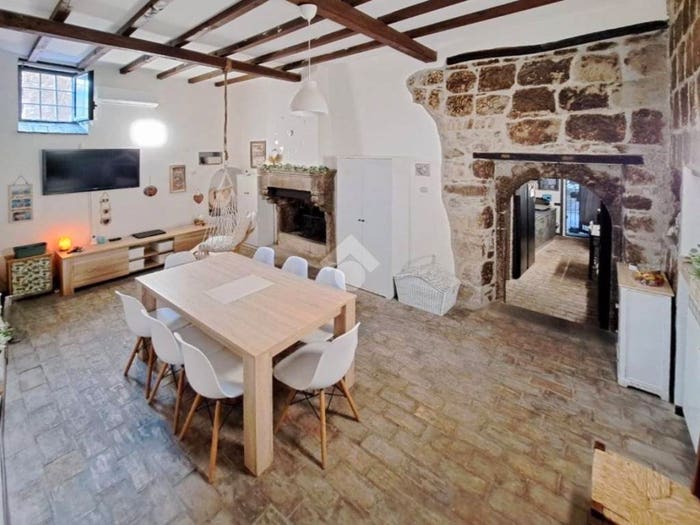 Appartamento quadrilocale in vendita in VIA DELLA FONTANELLA, Centro, Fabrica di Roma