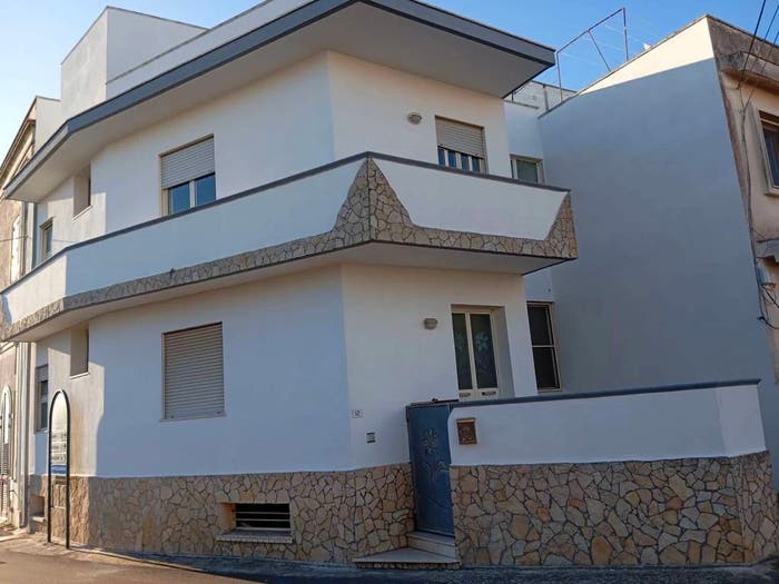 Casa con 6 locali in vendita in Via Giuseppe Mazzini, Nociglia