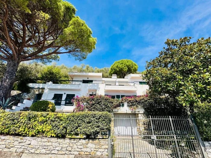 Casa con 6 locali in vendita in Via Sant'Andrea di Rovereto, Bacezza Le Grazie Sant'Andrea di Rovereto, Chiavari