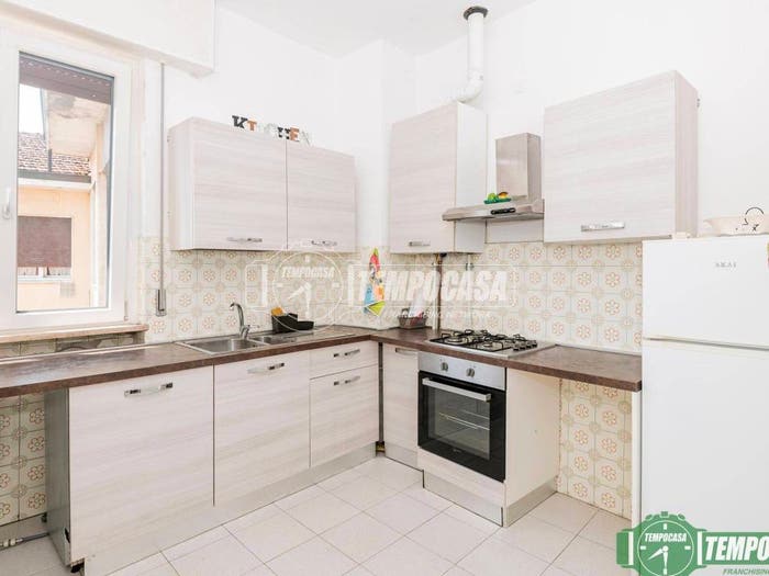 Appartamento trilocale in vendita in Via F Sforza, Fanfani, Lodi
