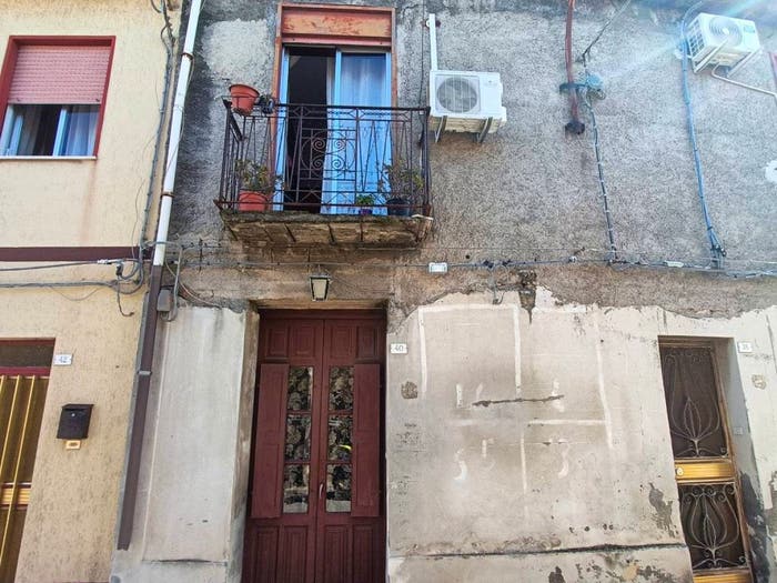 Casa con 6 locali in vendita in Via Ciappazza, Castroreale