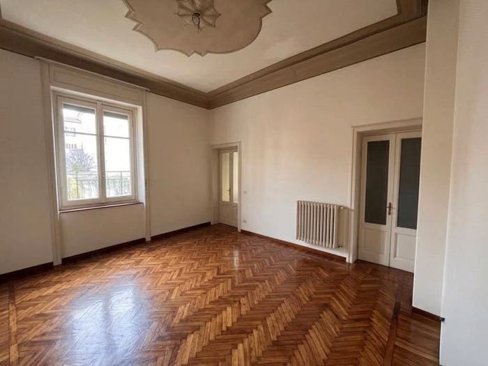 Appartamento trilocale in vendita in Via della Rocchetta, Centro Storico, Pavia
