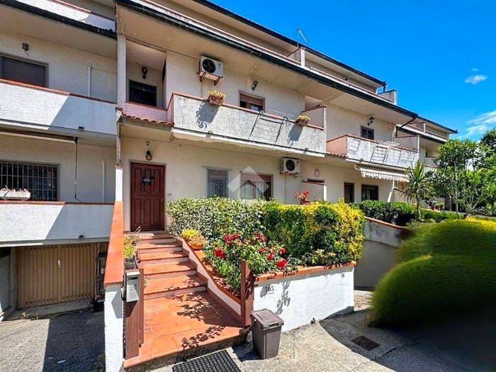 Casa con 6 locali in vendita in Via Livornese, Lungarno Gabriele D'Annunzio, Pisa