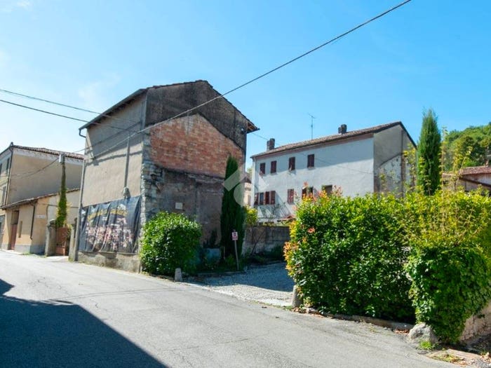 Casa con 6 locali in vendita in Via Maestra, Casalino, Mombello Monferrato