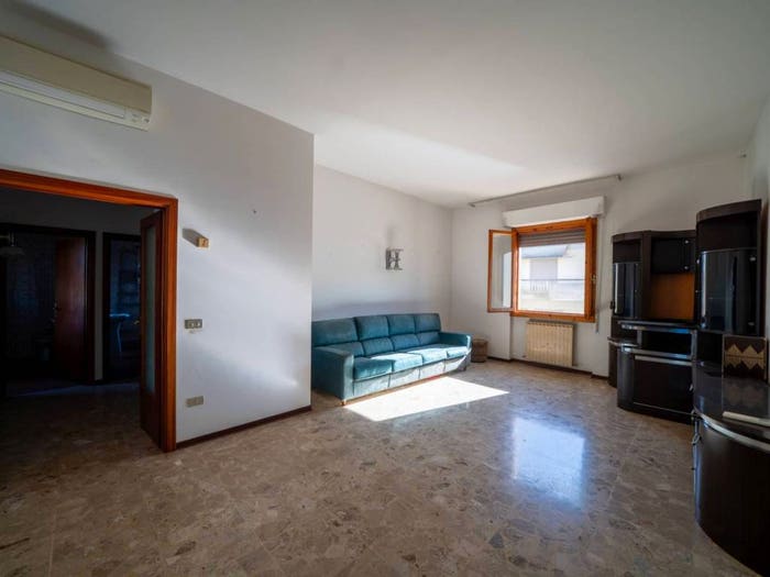 Appartamento con 5 locali in vendita in via P Bigiandi, Castelnuovo Dei Sabbioni, Cavriglia