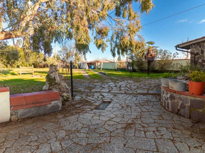 Casa con 6 locali in vendita in Arnaccio Chiesanuova, Cascina