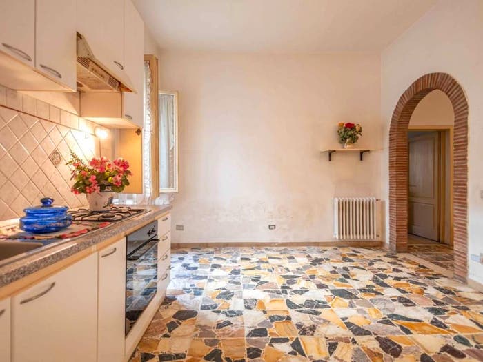 Appartamento con 6 locali in vendita in Centro, Castelfranco di Sotto