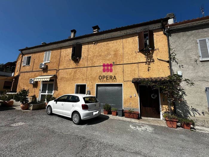 Appartamento trilocale in vendita in Centro, Acqualagna