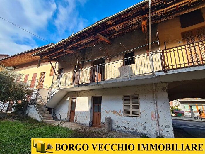 Casa con 6 locali in vendita in Via Cuneo, Centro, Vignolo