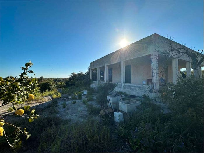 Casa quadrilocale in vendita in Via Dulcamara, Noto