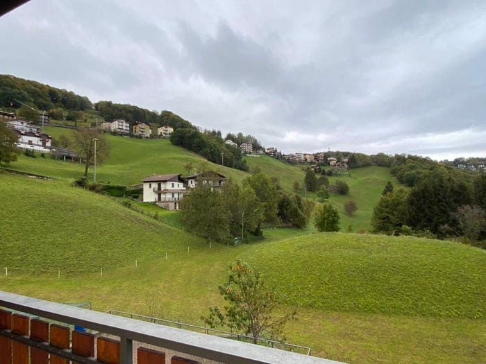Appartamento bilocale in vendita in Via Aviatico, Selvino