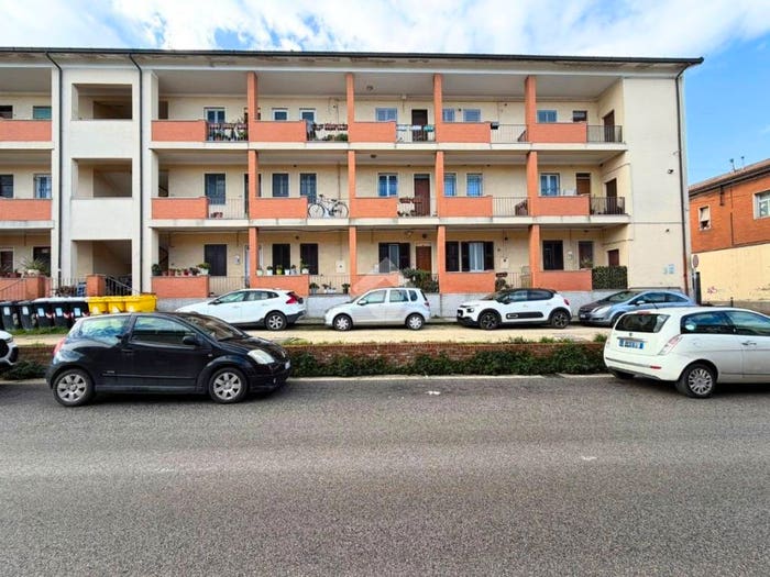 Appartamento trilocale in vendita in Via Palombare, Palombare, Ancona