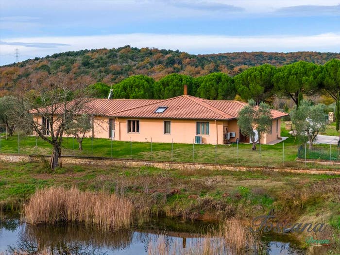 Casa con 6 locali in vendita in Podere Orto, Massa Marittima