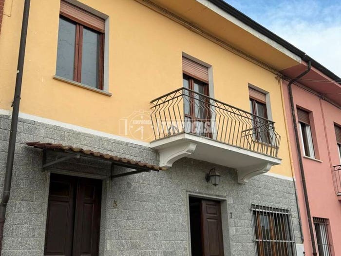 Casa con 6 locali in vendita in Via Teodoro Dalfi, Santa Rita Tuninetti, Carmagnola