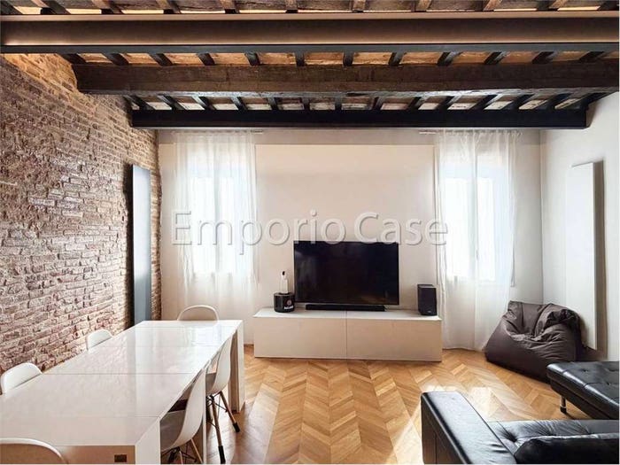 Appartamento bilocale in vendita in VIA FRANCESCO SELMI, Centro Storico, Modena