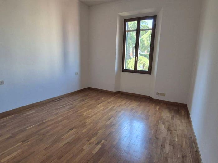 Appartamento quadrilocale in vendita in Via Arnolfo, Beccaria Colombo, Firenze