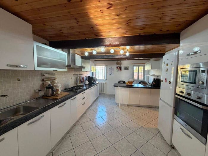Casa quadrilocale in vendita in Sermide e Felonica