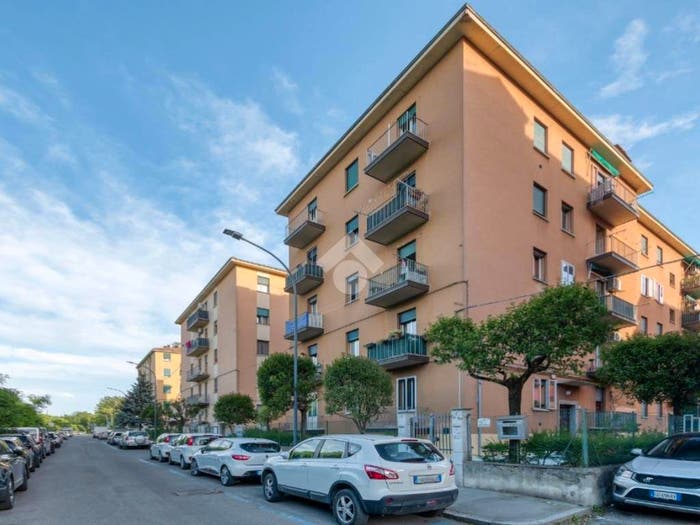 Appartamento trilocale in vendita in Via Otello Bonvicini, Bolognina, Bologna