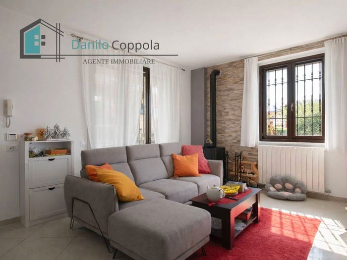 Appartamento quadrilocale in vendita in Via San Francesco, Centro, Garbagnate Milanese