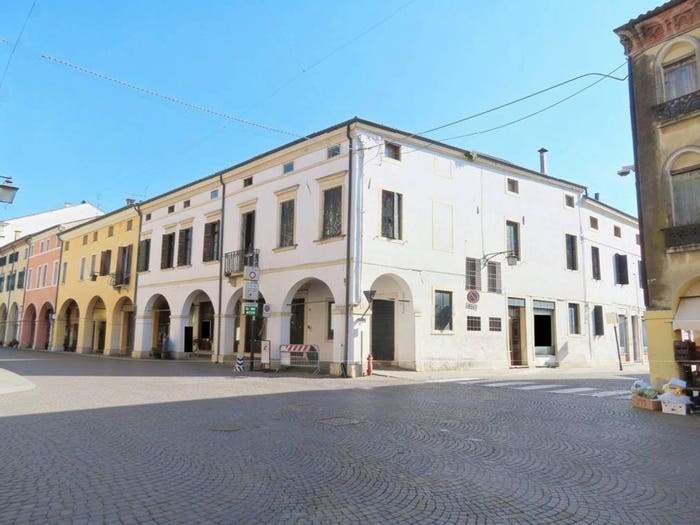 Appartamento trilocale in vendita in Via Giacomo Matteotti Int, Centro, Montagnana