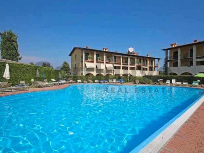 Appartamento trilocale in vendita in Viale Zane, Centro, Salò