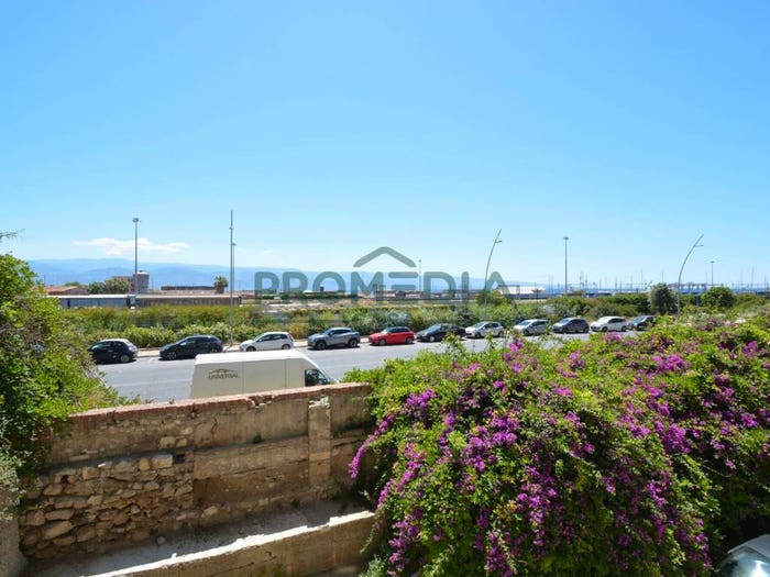 Appartamento quadrilocale in vendita in Via Industriale, La Farina Stazione, Messina