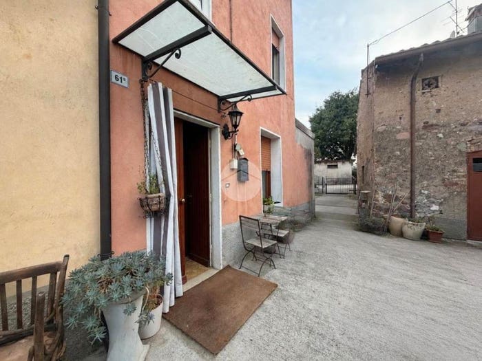 Casa quadrilocale in vendita in Str Pille, Pille, Monzambano