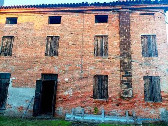 Casa con 5 locali in vendita in Urb Quartiere Residenziale Casale Di Scodosia, Centro, Casale di Scodosia