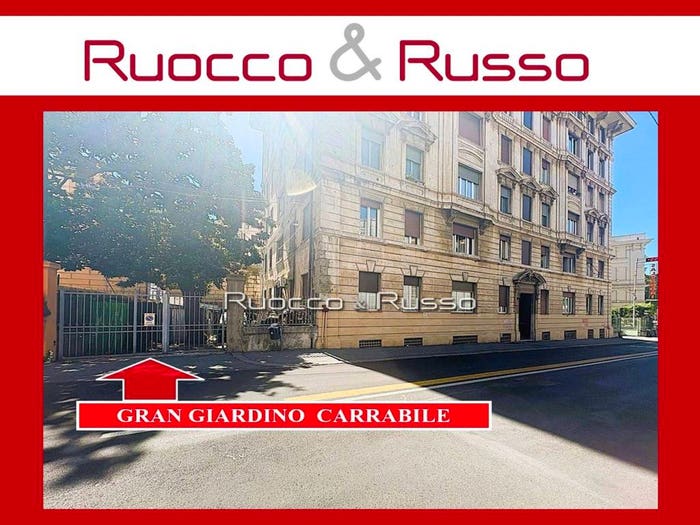 Appartamento con 6 locali in vendita in Piazza Niccolò Tommaseo, Foce, Genova