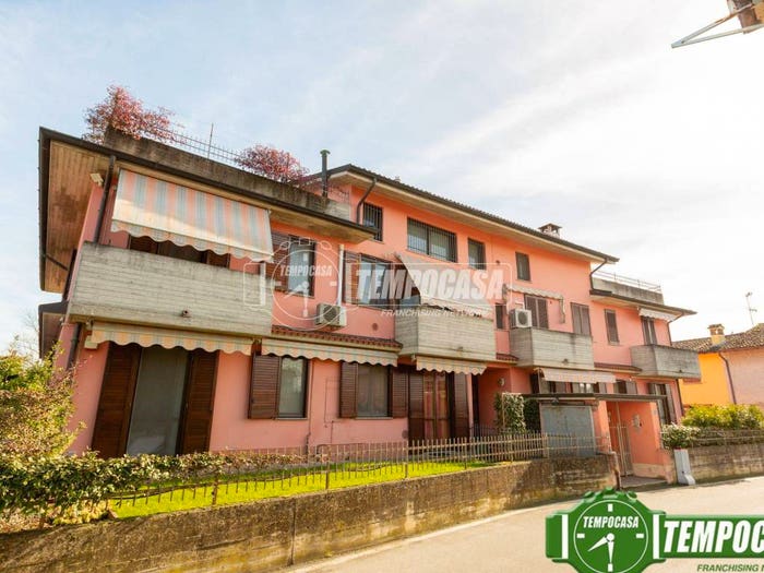 Appartamento bilocale in vendita in Via Pedrazzetti, Centro, Montodine