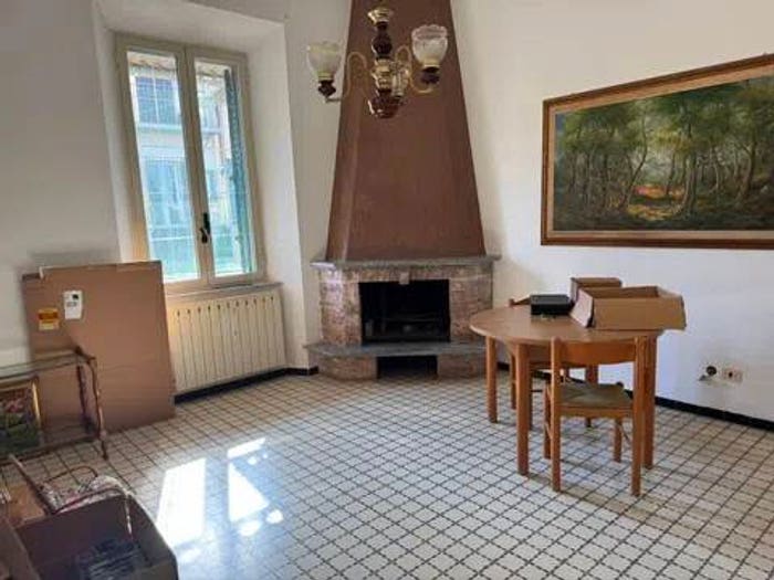 Appartamento quadrilocale in vendita in Via Ugo Foscolo, Centro, Piombino