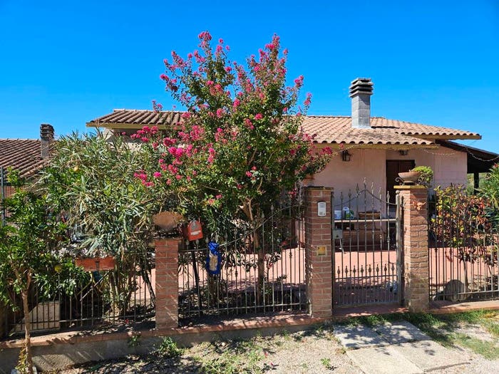 Casa con 5 locali in vendita in Via Boschi del Quarto, Magione