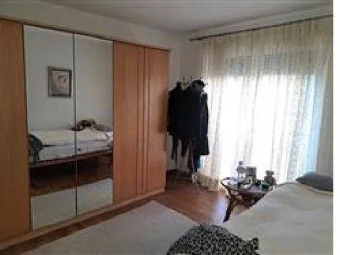 Appartamento trilocale in vendita in Via Portici, Centro, Merano