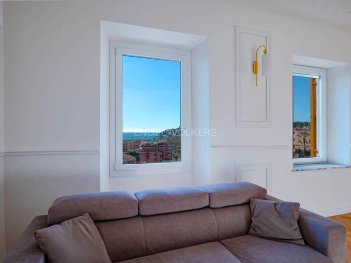 Appartamento trilocale in vendita in Via Maxio, Centro, Arenzano