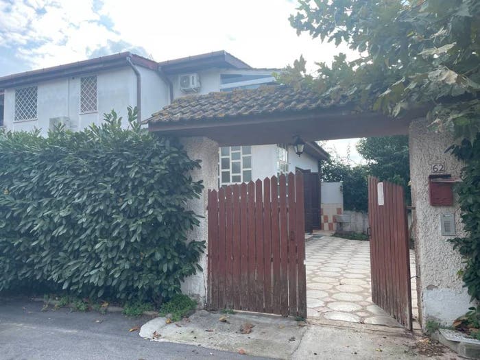 Casa trilocale in vendita in Viale Colle Romito, Colle Romito, Ardea