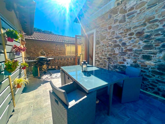 Appartamento con 5 locali in vendita in Via Molinari, Dolceacqua