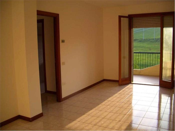 Appartamento con 5 locali in vendita in Corso XXI Gennaio, Montecchio, Vallefoglia