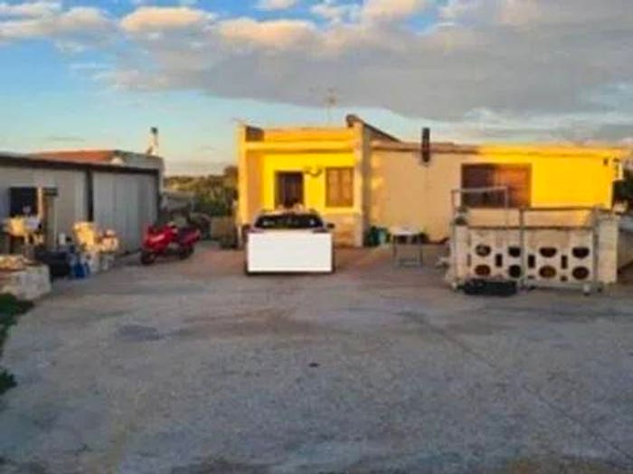 Casa con 5 locali in vendita in Contrada Masseria Nuova Nn, Centro, Parabita