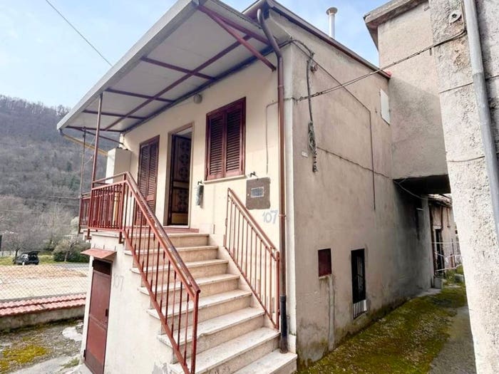 Casa bilocale in vendita in Via Andrea Costa, Centro, Cantalice