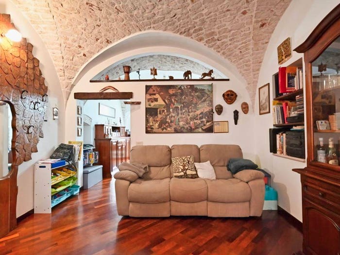 Casa con 5 locali in vendita in Via Terzi, Putignano