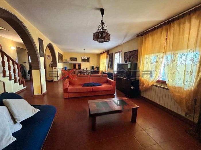 Casa con 5 locali in vendita in Corso Risorgimento, Loreo
