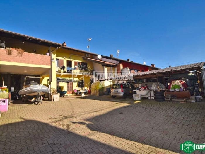 Casa con 6 locali in vendita in Via TRENTO, Centro, Bosconero