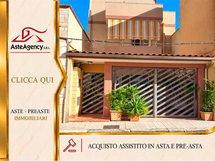 Appartamento quadrilocale in vendita in Via SENECA, Commenda, Brindisi