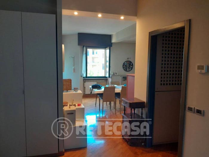 Appartamento quadrilocale in vendita in Via Francesco Crispi, Semicentro, Crema