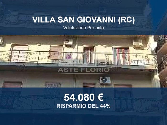 Appartamento con 6 locali in vendita in Viale Rocco La Russa, Centro, Villa San Giovanni