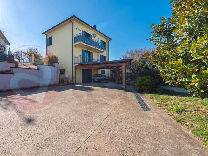 Casa con 6 locali in vendita in contrada Morelli, Marziale Morelli, Arpino