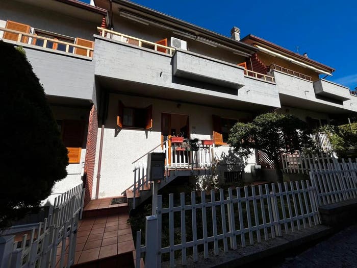 Casa trilocale in vendita in Centro, Fabriano