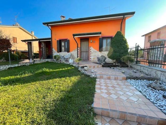 Casa quadrilocale in vendita in San Gregorio, Veronella