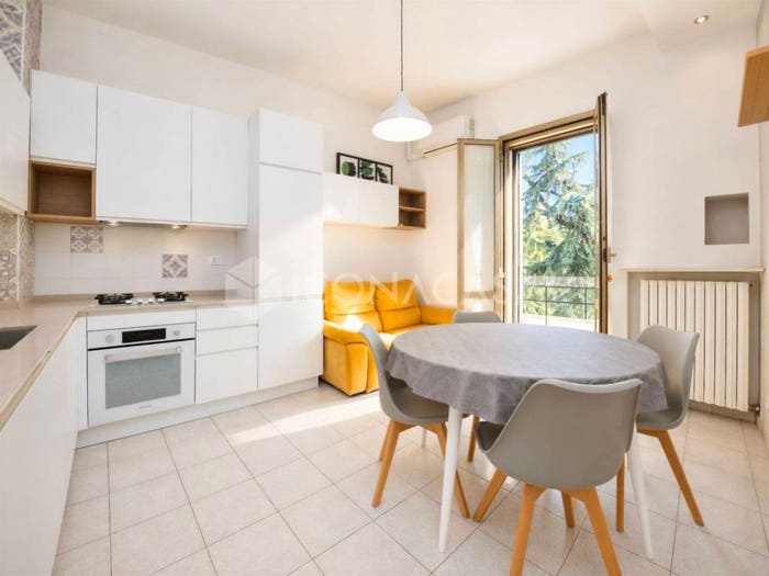 Appartamento trilocale in vendita in Via Alessandro Algardi, Bolognina, Bologna